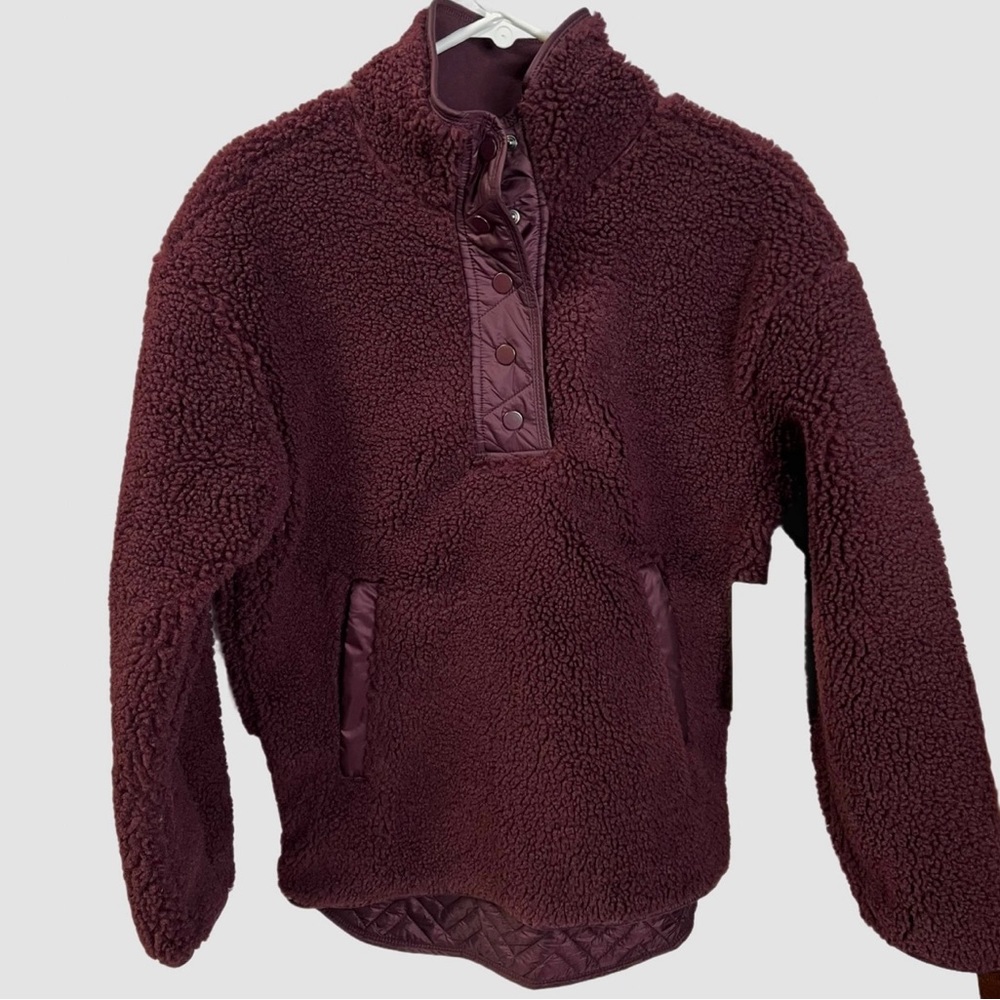 NWT Athleta Sherpa pullover - size XS